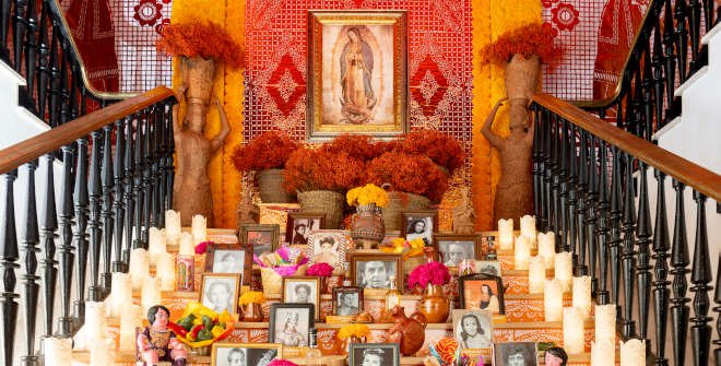 Altar de Muertos 2023 en la Casa de México