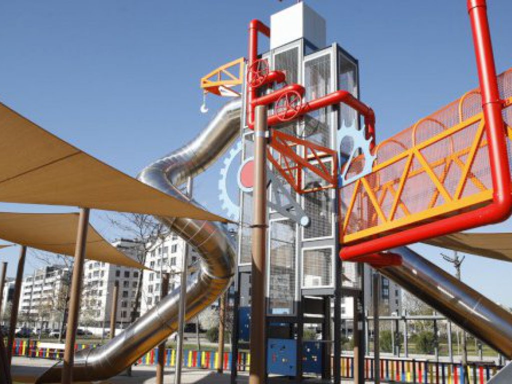 Áreas de juego infantiles - distrito de Villaverde