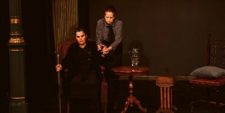 Bernarda y Poncia (Silencio, nadie diga nada)