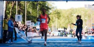 Derara Hurisa, ganador del Maratón Zurich Rock ‘n’ Roll Running Series Madrid 2025