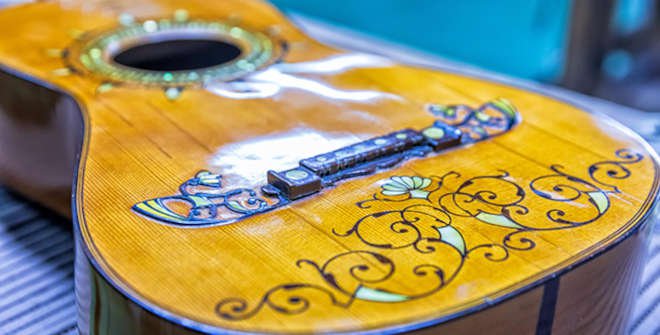 Guitarras Ramírez. © Álvaro López del Cerro. Madrid Destino