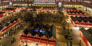 Mercado de Navidad de la Plaza Mayor 2004. Foto: Álvaro López de Cerro. © Madrid Destino 