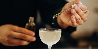 Momus Bar 