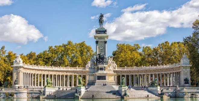 Monumento Alfonso XII. 1922. José Grases Riera. Foto de Álvaro López del Cerro.