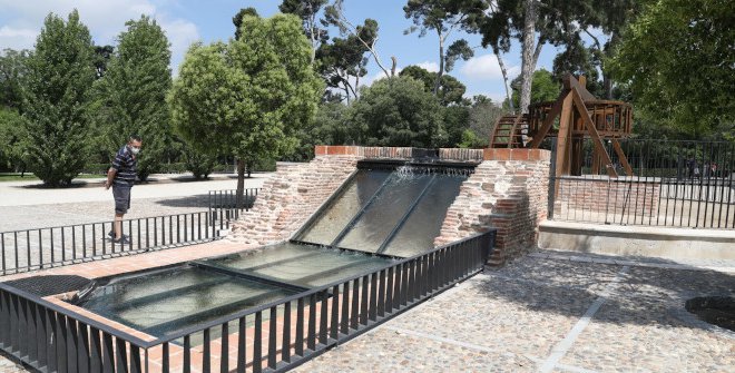 Noria de agua de El Retiro