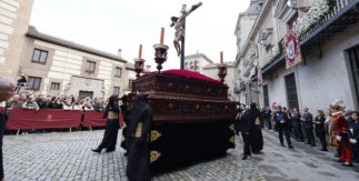 Salida procesional de la Hermandad Sacramental y Cofradía de Nazarenos del Santísimo Cristo de la Fe y del Perdón, María Santísima Inmaculada, Madre de la Iglesia y Arcángel San Miguel ‘los Estudiantes’. 13 de abril de 2025