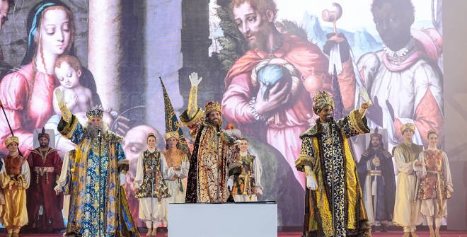 Los Reyes Magos en la Plaza de Cibeles tras la Cabalgata 2025. © Madrid Destino