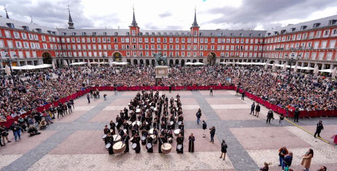 Tamborrada Plaza Mayor Semana Santa 2025