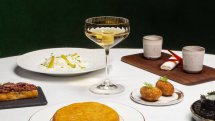 Rosewood Villa Magna. Vermut de Amós by Jesús Sánchez