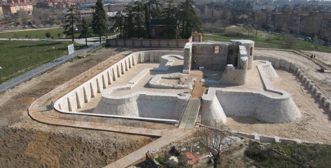 Castillo de la Alameda